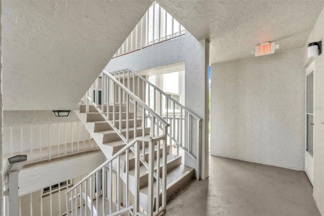 1330 GLEN OAKS DRIVE E 269D, Sarasota, FL 34232