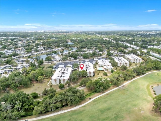 1330 GLEN OAKS DRIVE E 269D, Sarasota, FL 34232