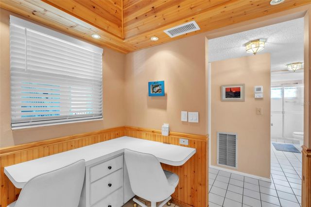 1330 GLEN OAKS DRIVE E 269D, Sarasota, FL 34232