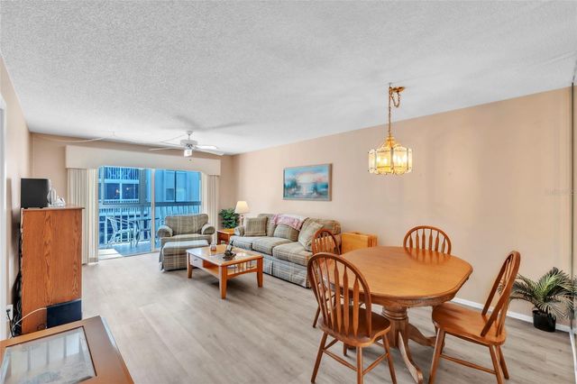 1330 GLEN OAKS DRIVE E 269D, Sarasota, FL 34232