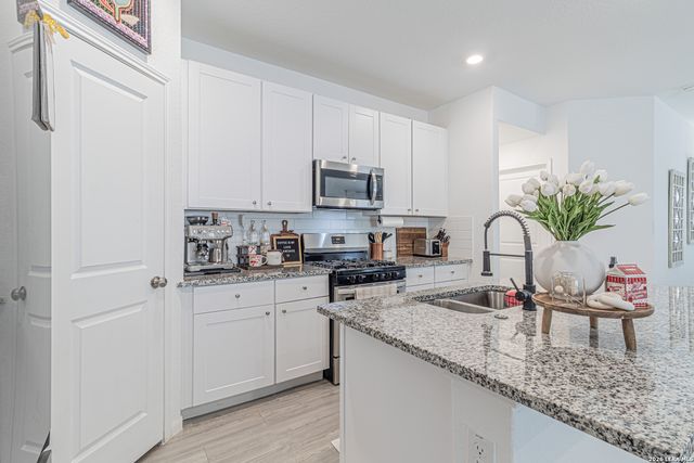 10626 Erinita, Converse, TX 78109