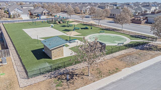 10626 Erinita, Converse, TX 78109