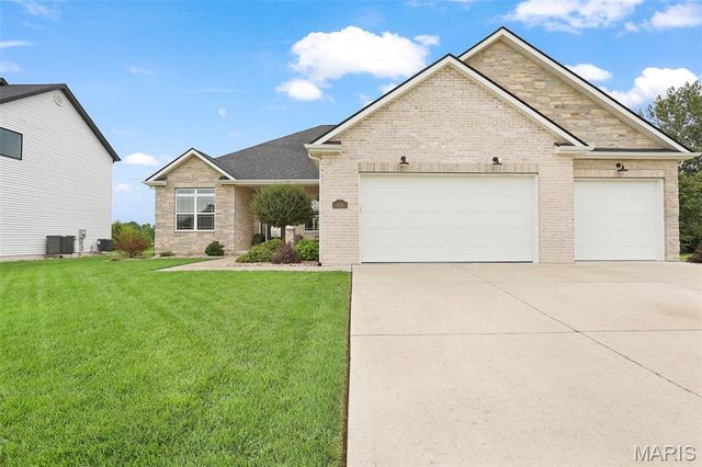 1619 Oglesby Drive, Edwardsville, IL 62025