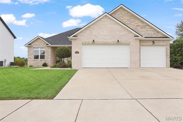1619 Oglesby Drive, Edwardsville, IL 62025
