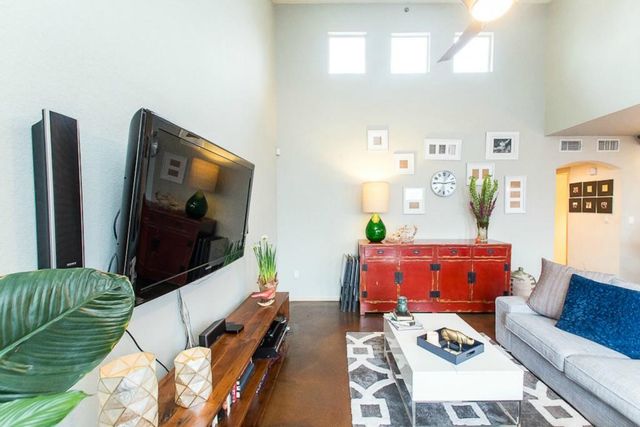 41 Waller ST 308, Austin, TX 78702