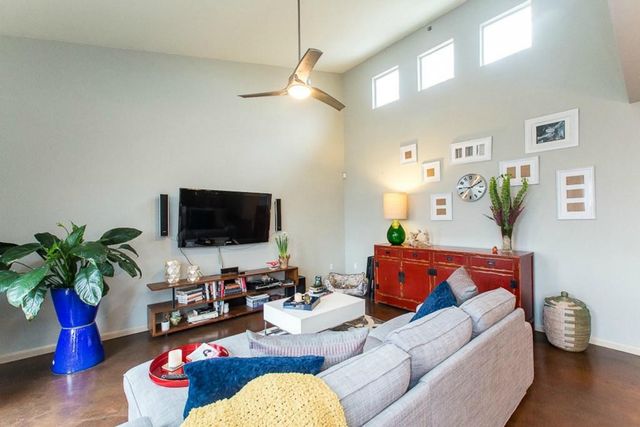 41 Waller ST 308, Austin, TX 78702