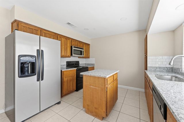 1516 Circle Lane, Bedford, TX 76022