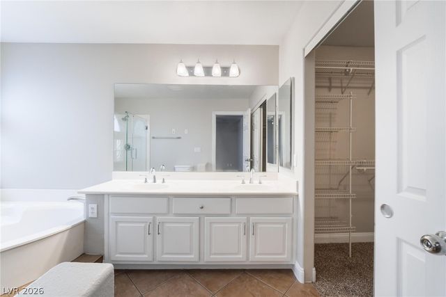 10993 Ladyburn Court, Las Vegas, NV 89141