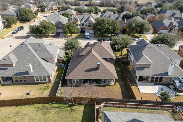 832 Monticello Drive, Burleson, TX 76028