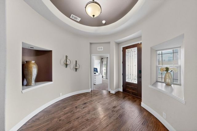 832 Monticello Drive, Burleson, TX 76028