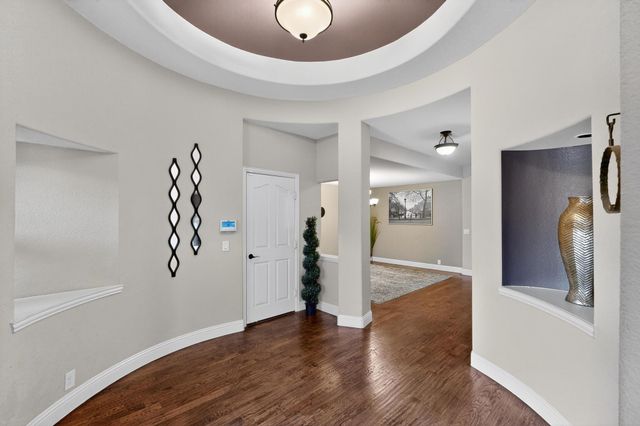 832 Monticello Drive, Burleson, TX 76028