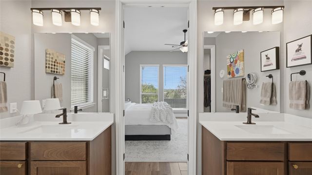 344 Carpenter Hill DR, Buda, TX 78610