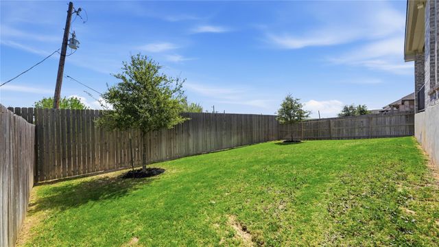 344 Carpenter Hill DR, Buda, TX 78610
