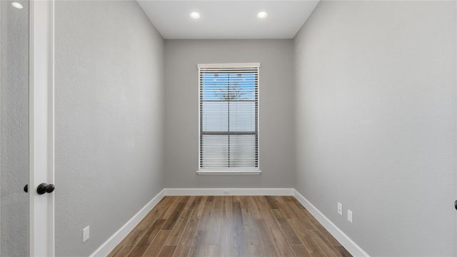 344 Carpenter Hill DR, Buda, TX 78610