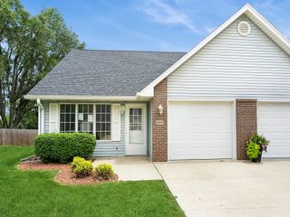 345 13th Avenue SW 17, Altoona, IA 50009