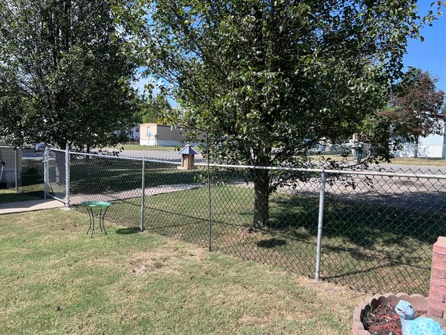 207 Melinda Lane, Florence, KY 41042