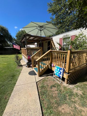 207 Melinda Lane, Florence, KY 41042