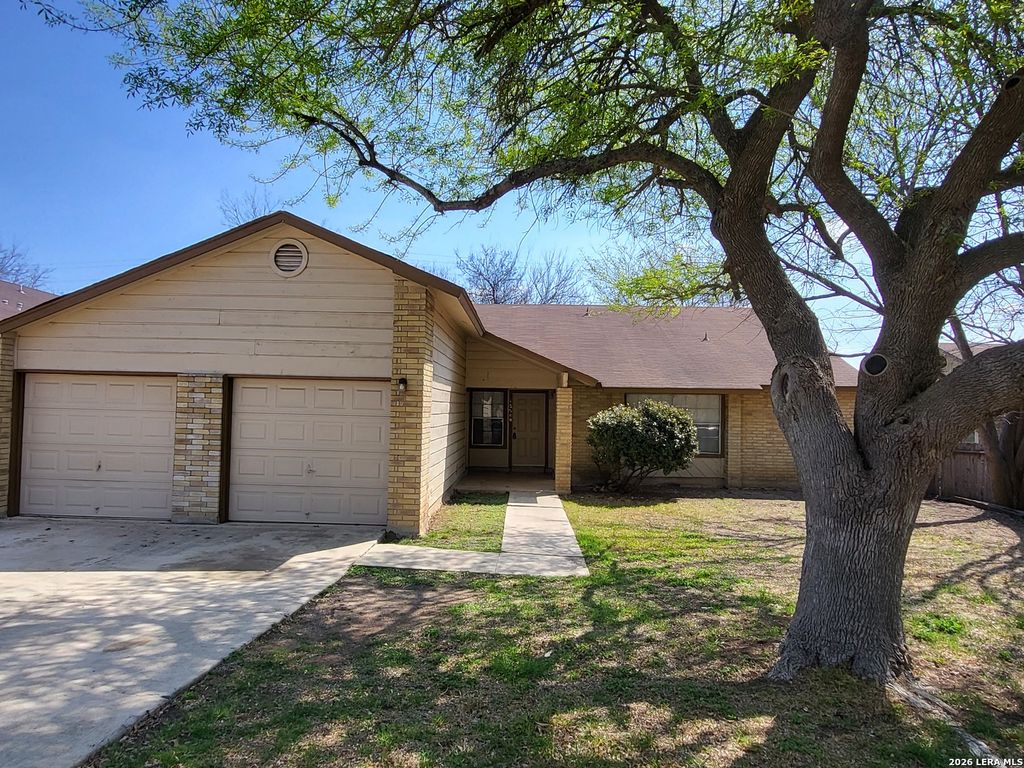 12204 Ridge Crown, San Antonio, TX 78247