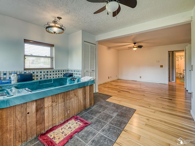 123 S Freer Road, Chelsea, MI 48118