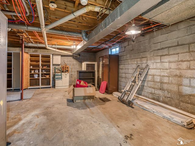 123 S Freer Road, Chelsea, MI 48118