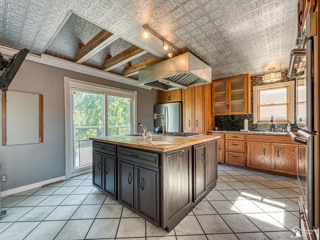 123 S Freer Road, Chelsea, MI 48118