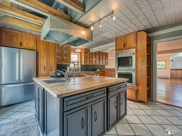123 S Freer Road, Chelsea, MI 48118