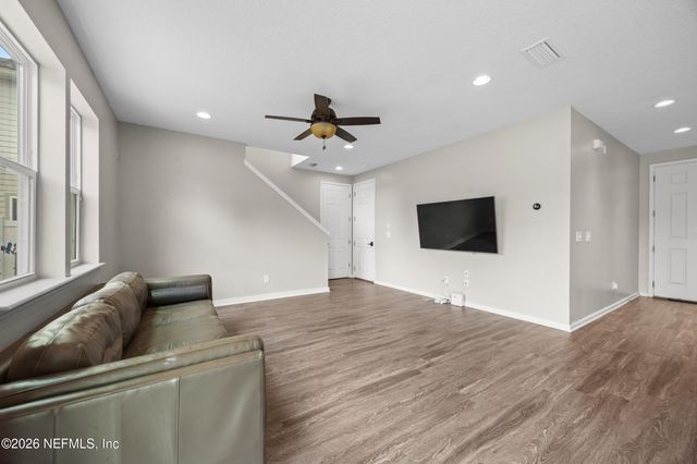 15096 RUSSELL BRIDGE Drive, Jacksonville, FL 32259