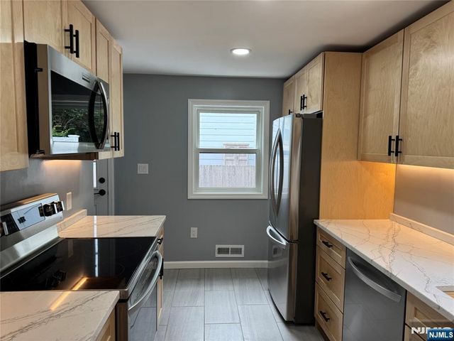 34 Chester Avenue, Rockaway Boro, NJ 07866
