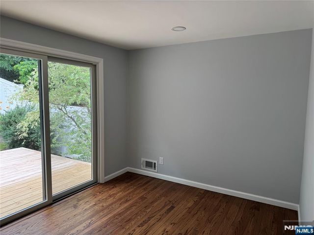 34 Chester Avenue, Rockaway Boro, NJ 07866