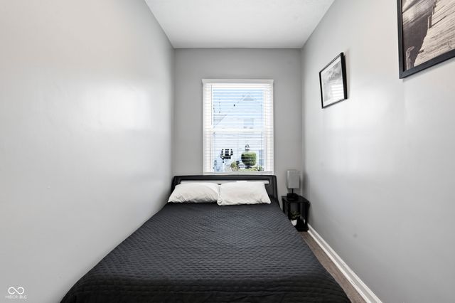 7918 E 10th Street, Indianapolis, IN 46219