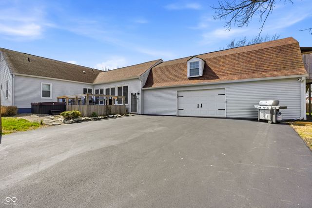 7918 E 10th Street, Indianapolis, IN 46219