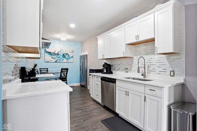 7918 E 10th Street, Indianapolis, IN 46219