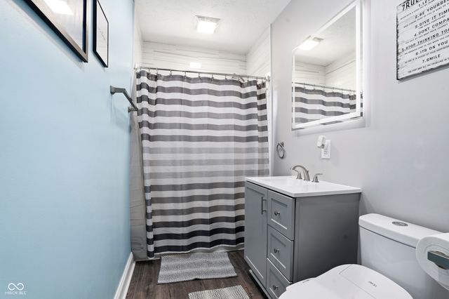 7918 E 10th Street, Indianapolis, IN 46219