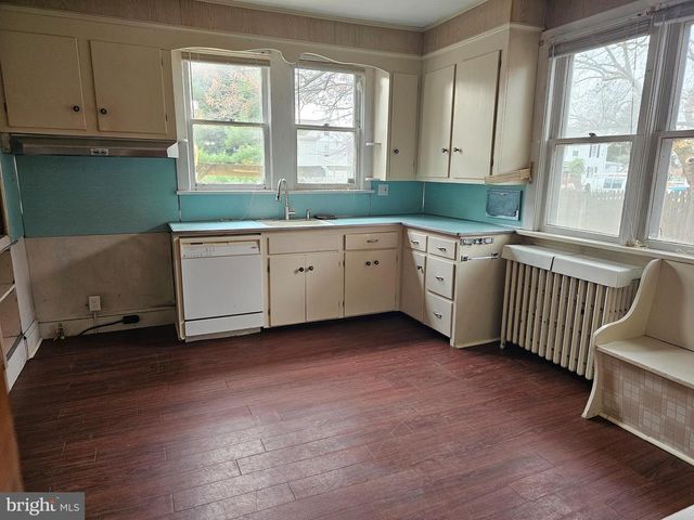 152 N MAIN ST, Elmer, NJ 08318