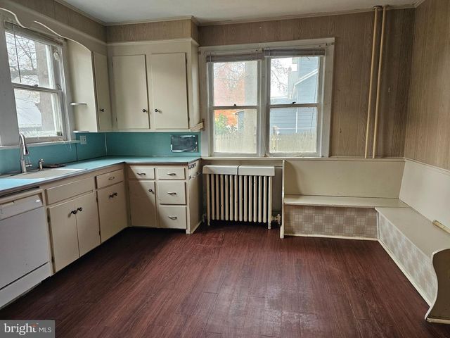 152 N MAIN ST, Elmer, NJ 08318