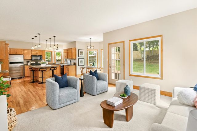 5915 Brookview Drive, West Des Moines, IA 50266