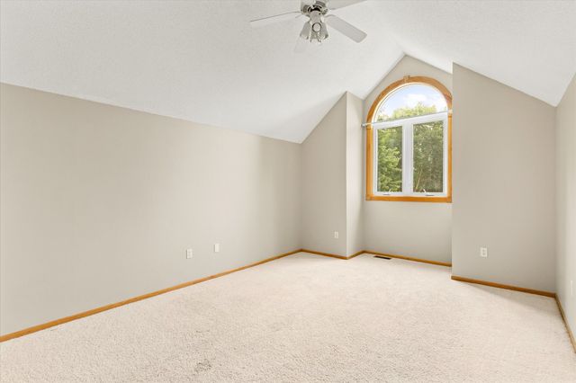 5915 Brookview Drive, West Des Moines, IA 50266