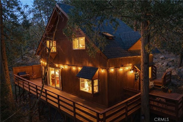 458 Clubhouse Drive, Twin Peaks, CA 92391