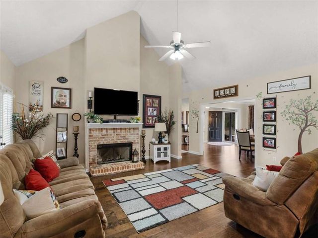 105 Alexander Drive, Mcdonough, GA 30252