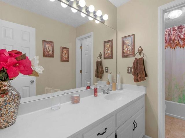 105 Alexander Drive, Mcdonough, GA 30252