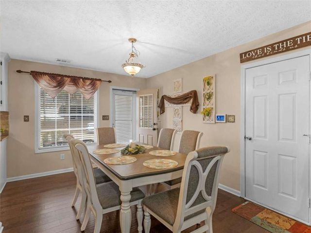 105 Alexander Drive, Mcdonough, GA 30252