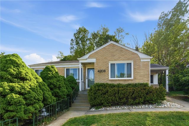 4206 Willow Ave, Castle Shannon, PA 15234