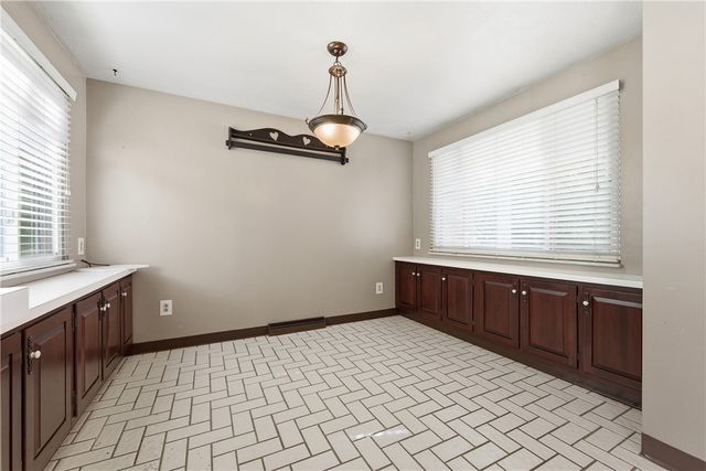 4206 Willow Ave, Castle Shannon, PA 15234