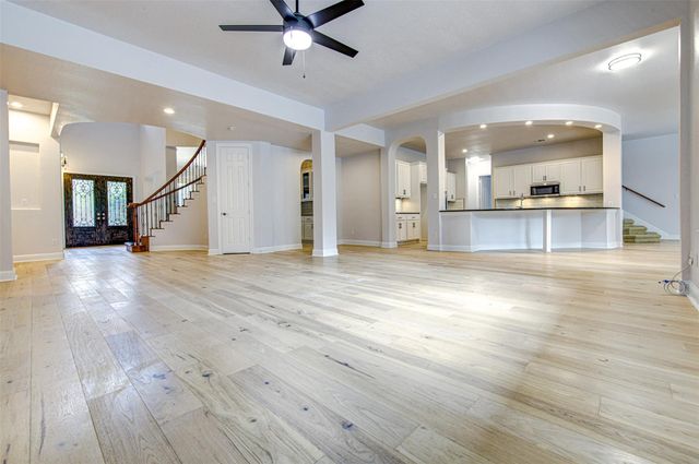 5701 Laguna Cliff LN, Austin, TX 78734