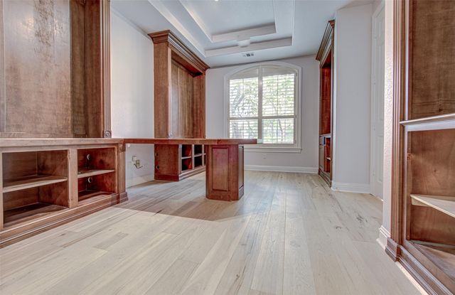 5701 Laguna Cliff LN, Austin, TX 78734