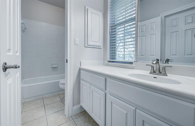 5701 Laguna Cliff LN, Austin, TX 78734