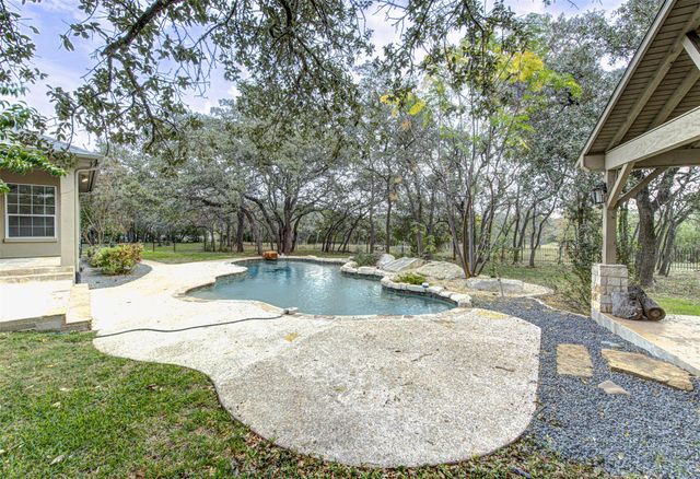 5701 Laguna Cliff LN, Austin, TX 78734