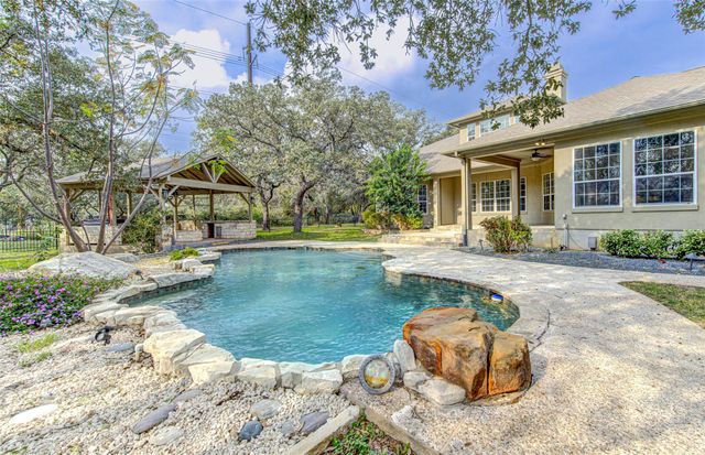 5701 Laguna Cliff LN, Austin, TX 78734