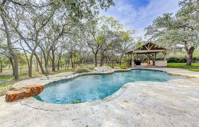 5701 Laguna Cliff LN, Austin, TX 78734