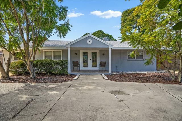 1626 YOUNG AVENUE, Clearwater, FL 33756